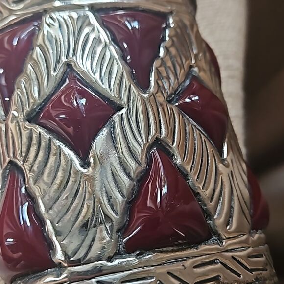 Small Red Glass Vase Encased in Silver Metal - oval - Picture 9 of 10